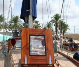 Cassic yacht Albacore restoration and varnish project by Sarah Greenwood of Classic Yacht Varnish - Mallorca.